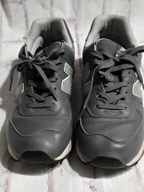 New Balance 574 Men's Gray Athletic Sneakers